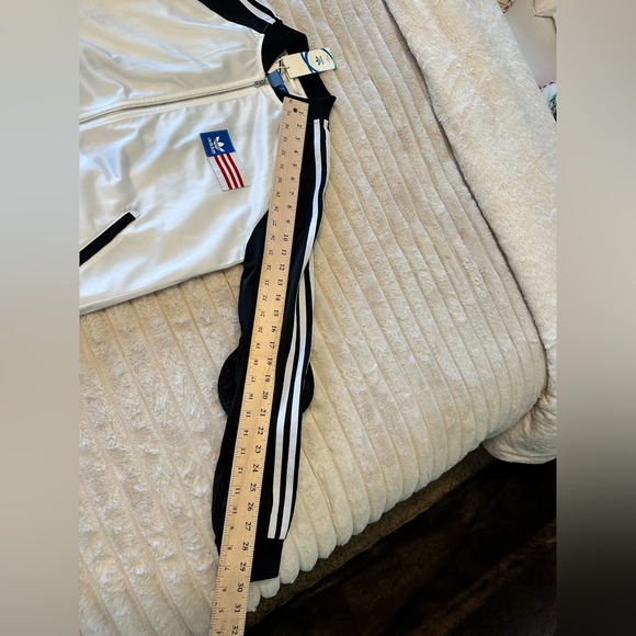 Adidas RARE Originals Rita Ora Planetary Power Super Girl Jacket - Picture 12 of 14